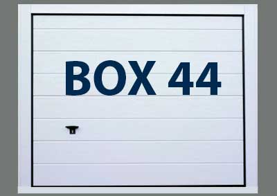 BOX44